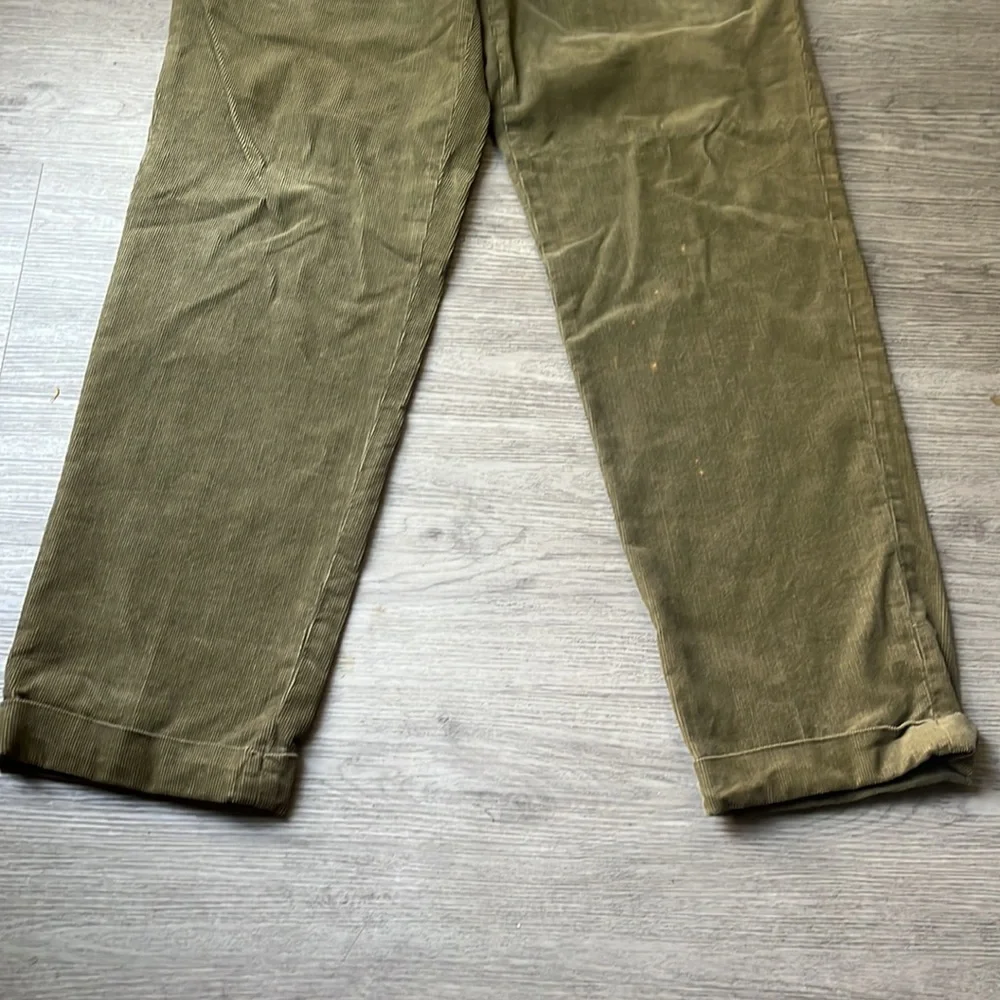 Ralph Lauren Standard Pleated Pant in Rugged Corduroy - Dark Olive